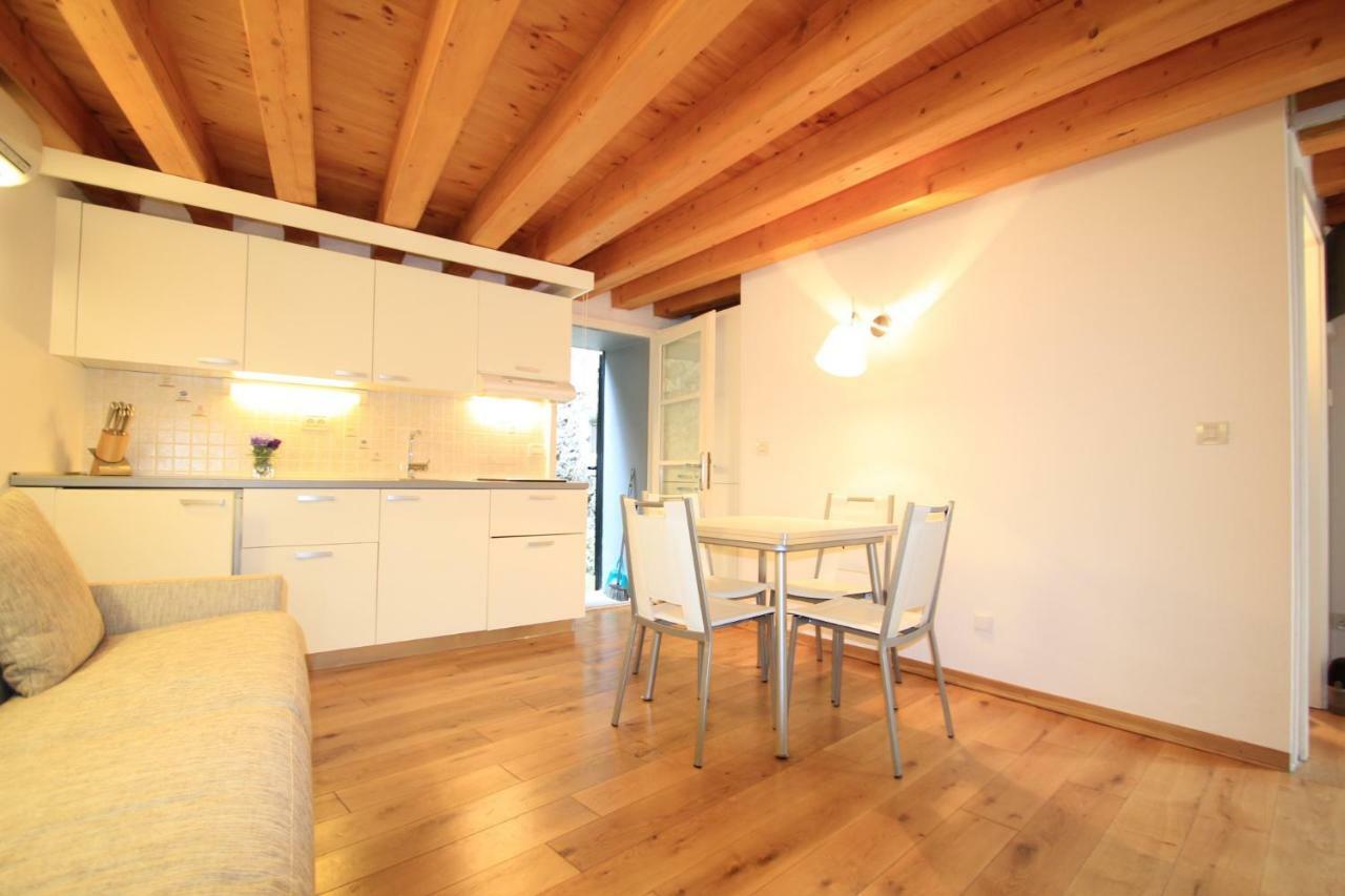 Cres Design Apartments Екстер'єр фото